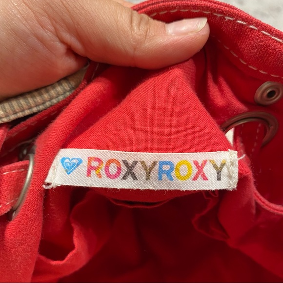 Roxy Bucket Hand Bag - Picture 2 of 6